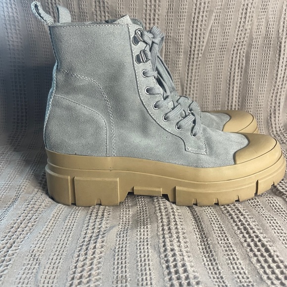 Treasure & Bond Raegin Platform Boot - Picture 5 of 5